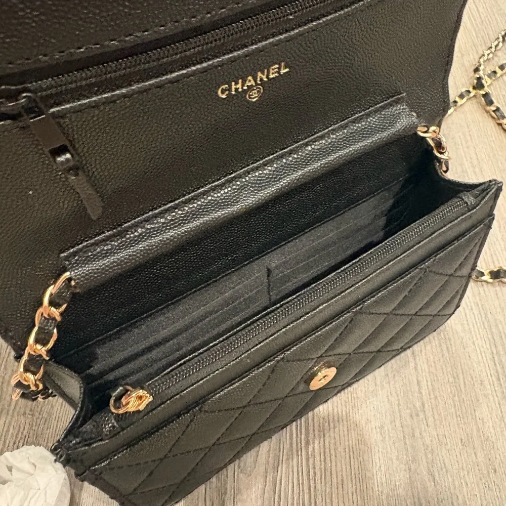 Chanel Beauty GWP Makeup Crossbody Bag - Picture 5 of 10